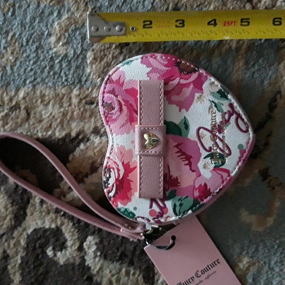 3x*Host Pick*Juicy Couture gorgeous wristlet - Picture 16 of 16